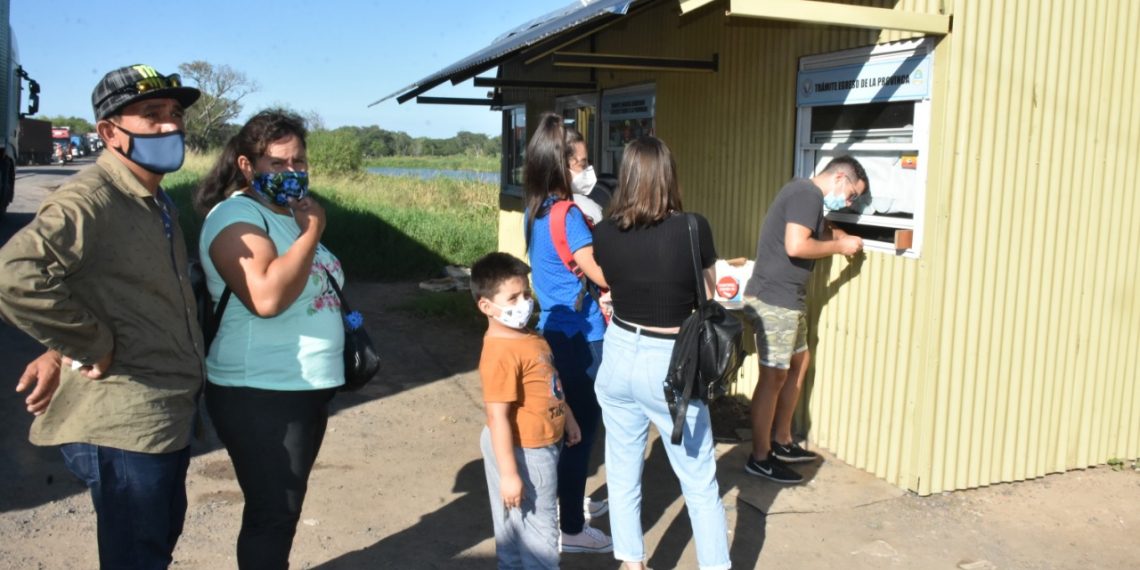 El hisopado de ingreso puede abonarse en efectivo o por transferencia bancaria