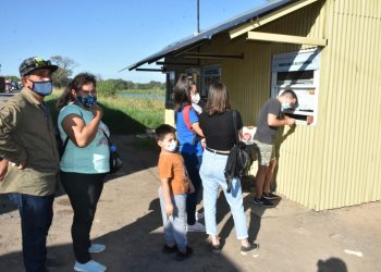 El hisopado de ingreso puede abonarse en efectivo o por transferencia bancaria