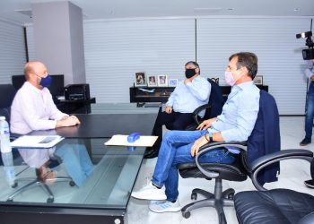 Encuentro cumbre: Gildo, Naidenoff, Mayans