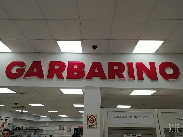 Garbarino Formosa, otra persiana que se baja para siempre