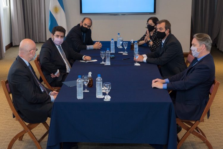 Jueces firmaron importante convenio para mejorar los tiempos procesales 