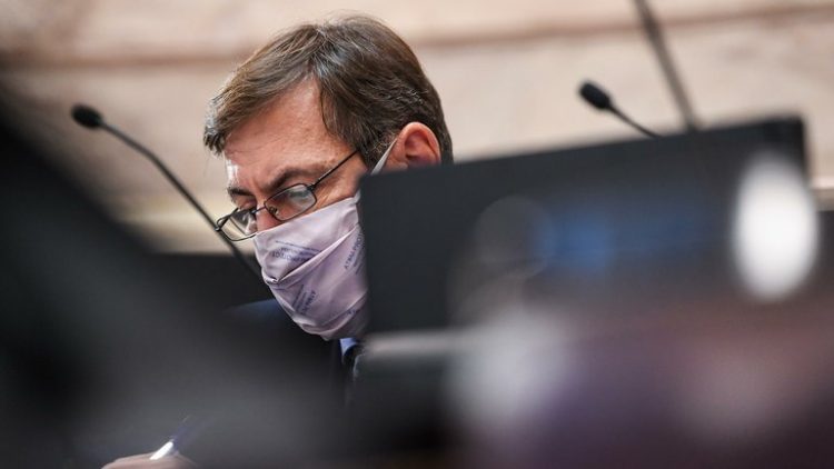 Naidenoff: “Volver a fase 1 no es la respuesta para la situación actual”