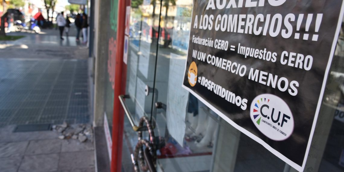 Amparo colectivo de comerciantes contra restricciones sanitarias de Insfrán