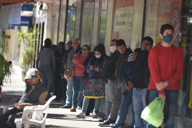 Reportan 731 casos y 615 de ellos corresponden a la ciudad capital