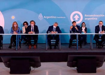 Alberto amplió el universo de beneficiarios de la Tarjeta Alimentar