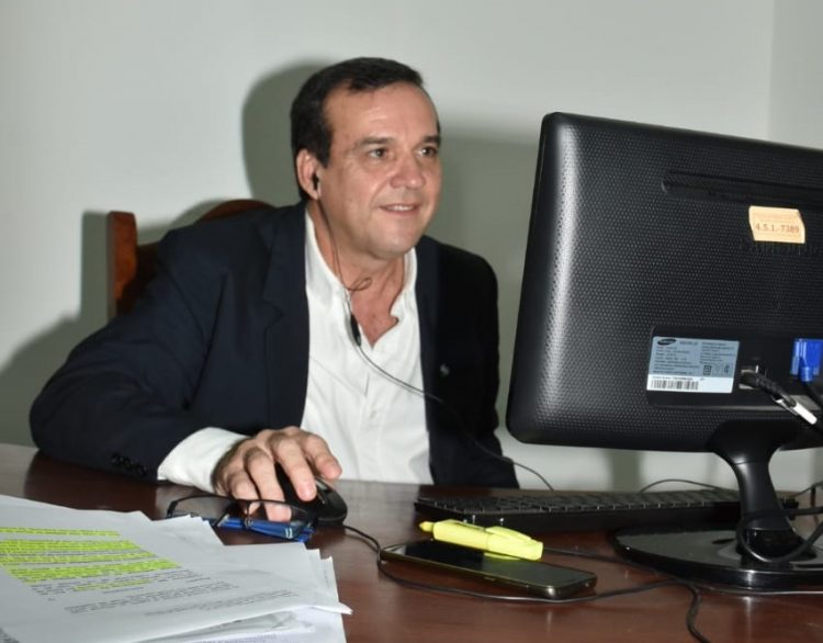 Zárate: “Parece que quieren fundir a comerciantes, cuentapropistas y gastronómicos”