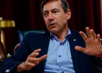 Naidenoff: “Soy formoseño y me vacuné en mi provincia, sin vacunatorio vip”