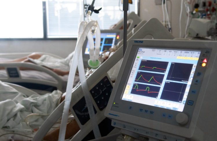 Camas de terapia intensiva: cómo evoluciona su ocupación en el NEA