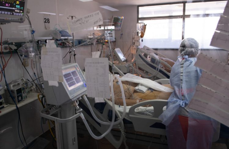 Camas de terapia intensiva: cómo evoluciona su ocupación en el NEA