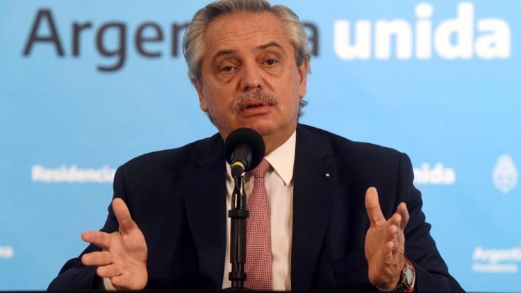 Las restricciones que anunció Alberto