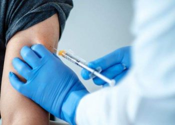 La lista de factores de riesgo contemplados para vacunación de clases 1970 a 1980