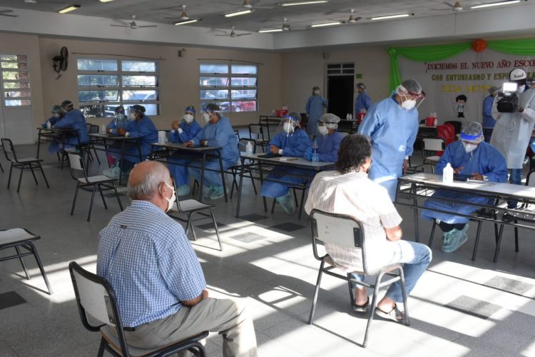 Formosa alcanzó a inmunizar al 17% de su población contra el covid-19