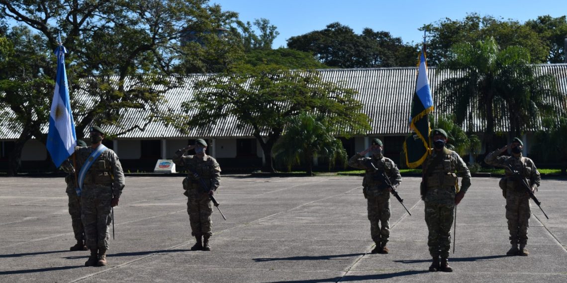 Acto en el RIMte 29 en conmemoración al final de la Guerra de Malvinas