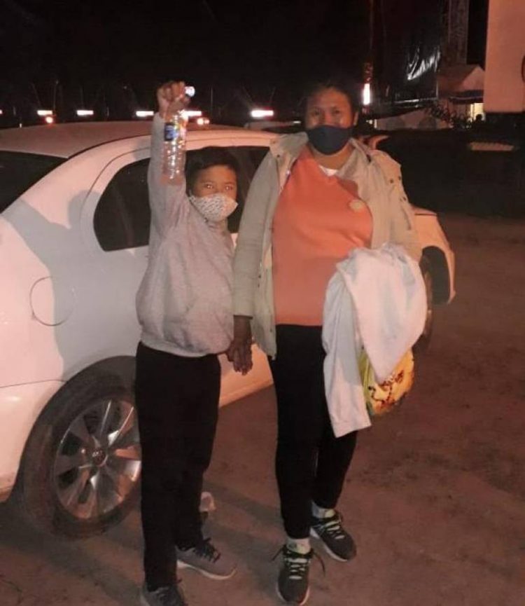 Volvió a Formosa con su hijo desde Chaco gracias a la solidaridad de la gente