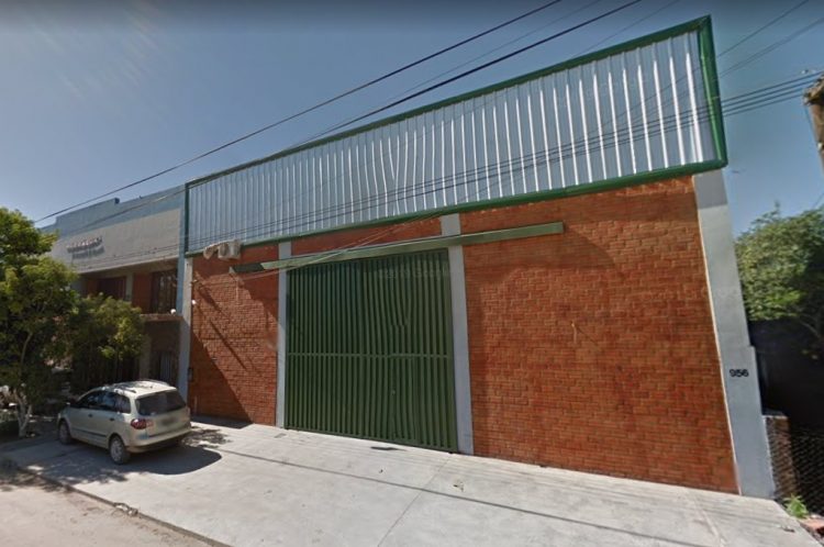 Tres hombres fuertemente armados robaron más de un millón de pesos de un comercio