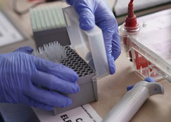 Laboratorio Barros autorizado para hisopar