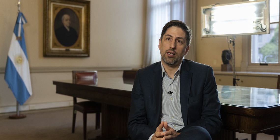 Trotta: «Todavía estamos lejos de la presencialidad absoluta»