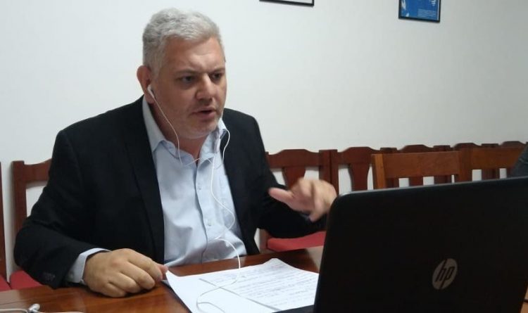 Denunciaron a Insfrán por incumplimiento del artículo 205 del Código Penal