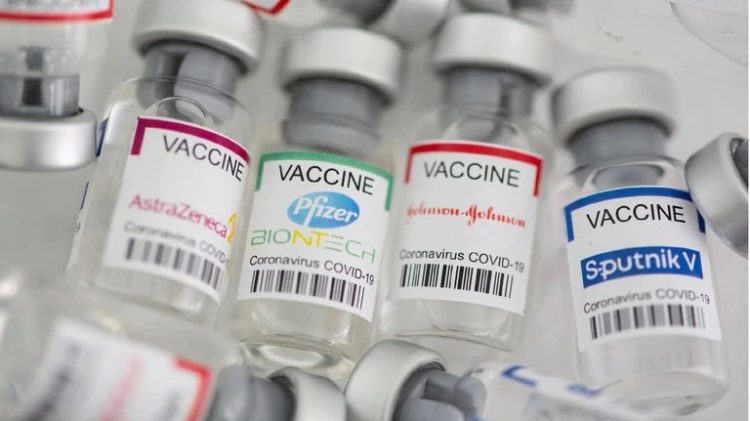 Es eficaz la combinación de Sputnik V y AstraZeneca, según estudio