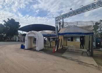 Otro fallo contra Gildo: trabajadores esenciales y sus familias no deberán abonar los $ 5 mil