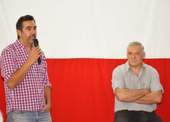 El Frente Amplio ofreció al ex juez Fernando Carbajal la candidatura a diputado nacional