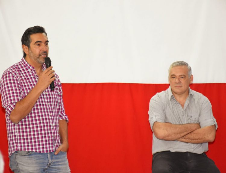 El Frente Amplio ofreció al ex juez Fernando Carbajal la candidatura a diputado nacional