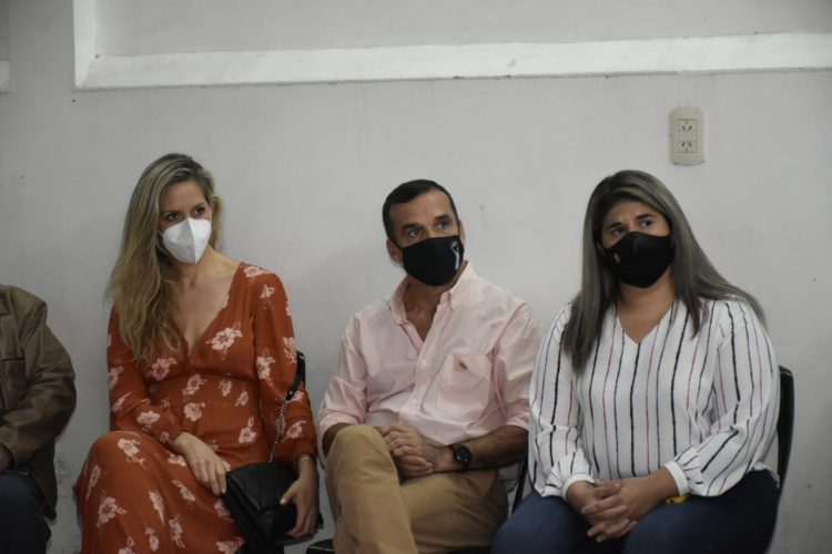 El Frente Amplio ofreció al ex juez Fernando Carbajal la candidatura a diputado nacional