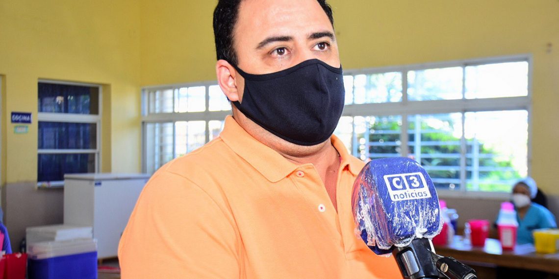 Agustín Samaniego vs oposición: “Son mercaderes del contagio y las muertes por covid”