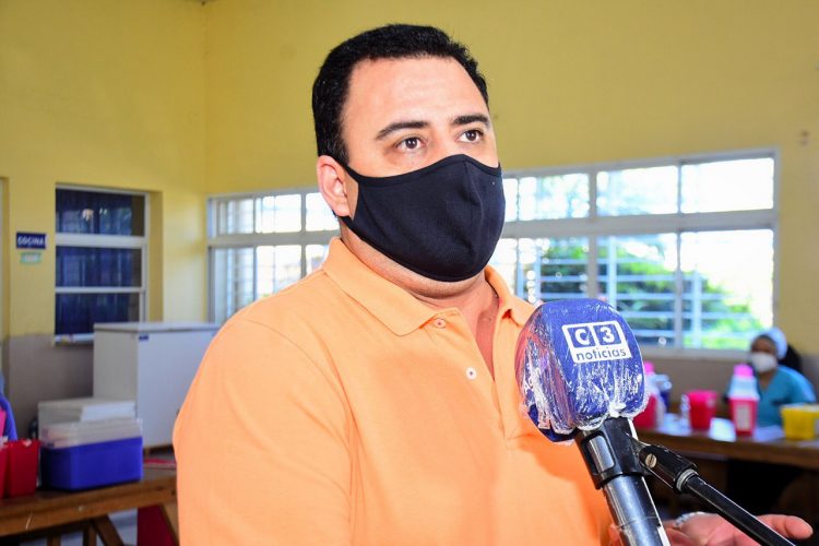 Agustín Samaniego vs oposición: “Son mercaderes del contagio y las muertes por covid”