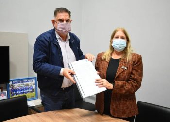 Jofré firmó convenio marco con la Universidad de la Cuenca del Plata