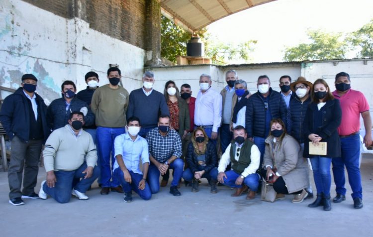 Referentes del centro oeste respaldaron la candidatura de Fernando Carbajal