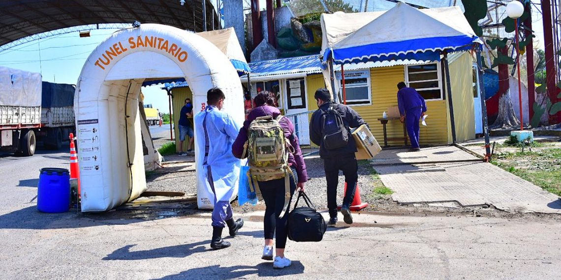 Abogado Carlos Lee: “Deben devolver la plata del arancel con intereses, por ser mal habida”