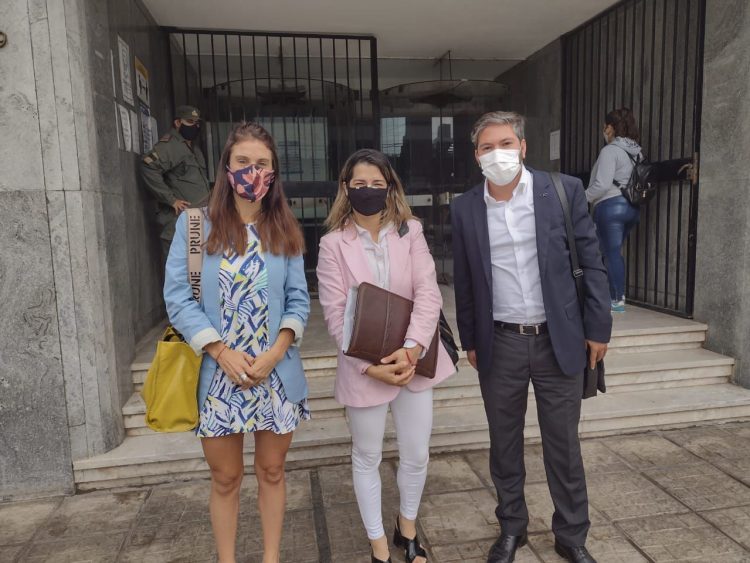 Antes de que un fallo federal lo ordene, la provincia eximió del arancel a menores de 18 años