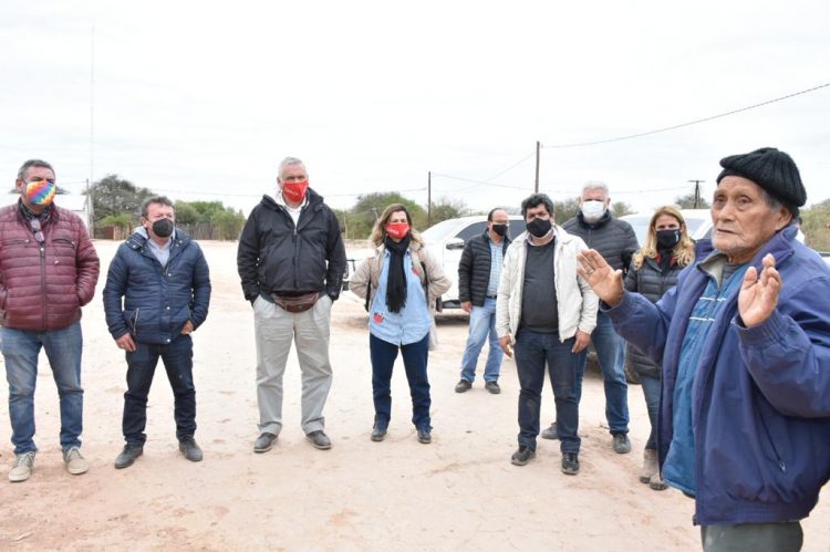 Fernando Carbajal acusó al Gobierno de abandonar a poblaciones vulnerables del oeste