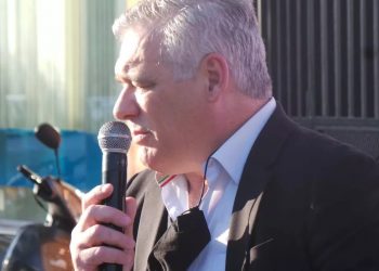 Carbajal dice que Ramiro «tiene miedito» al debate