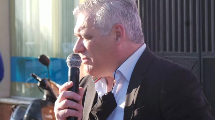 Carbajal dice que Ramiro «tiene miedito» al debate