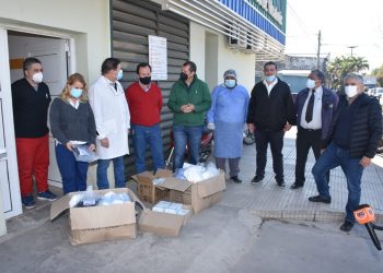 Ediles capitalinos de UCR donaron insumos sanitarios a dos clínicas privadas