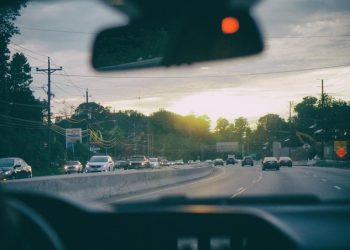 ¿Qué debemos tener en cuenta al salir con el auto por primera vez?