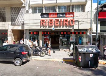 Al borde de la quiebra, Ribeiro se presentó en convocatoria de acreedores