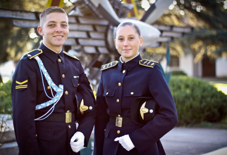 La Fuerza Aérea Argentina abrió inscripciones a aspirantes