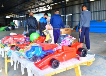 Por el día de las infancias, repartirán juguetes en las escuelas