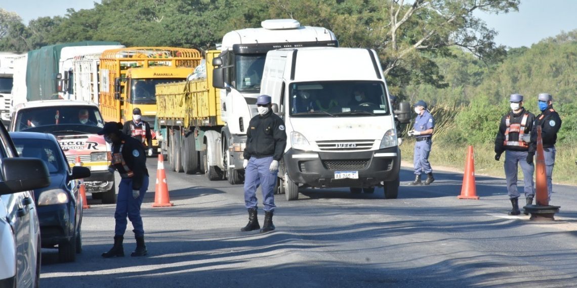 Reporte epidemiológico: 4 fallecidos y 121 casos positivos este martes 17
