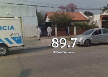 Encontró a su esposo muerto en la habitación por un disparo en la cabeza