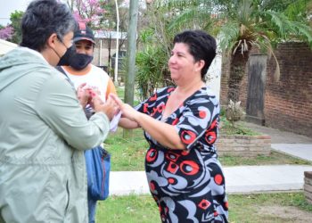 A una semana de las primarias, Neme sigue su visita a los barrios