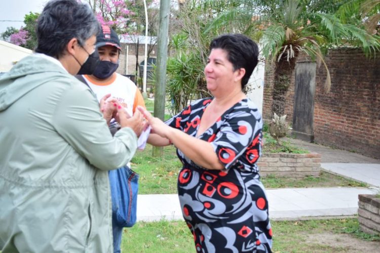 A una semana de las primarias, Neme sigue su visita a los barrios