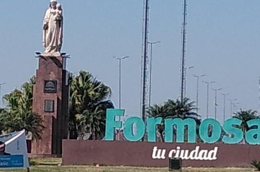 Falleció el escultor Fabriciano Gómez, creador de La Virgen ubicada al norte de la capital