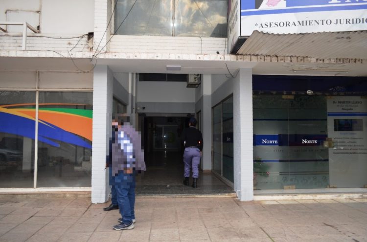 Investigan robo de una oficina de la Torre Litoral