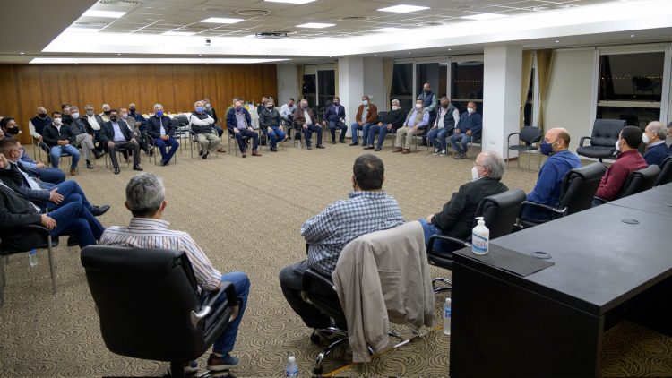 Gildo recibió a intendentes para analizar las PASO