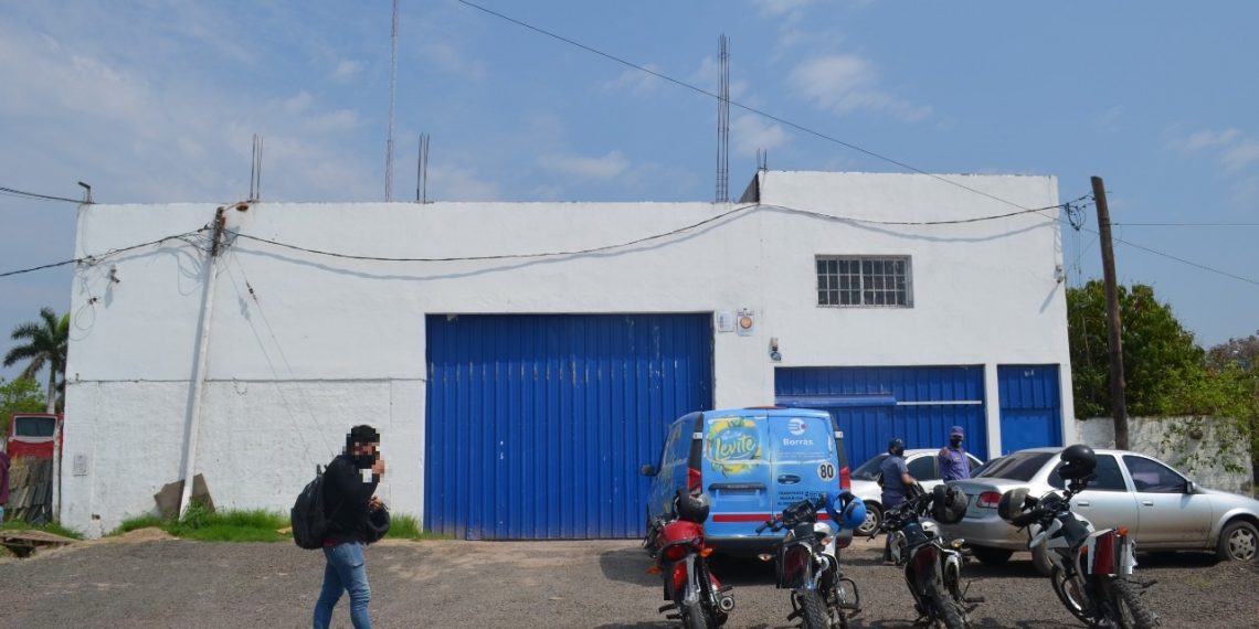 Asaltaron a empleado de comercio a punta de pistola y a las 10 de la mañana