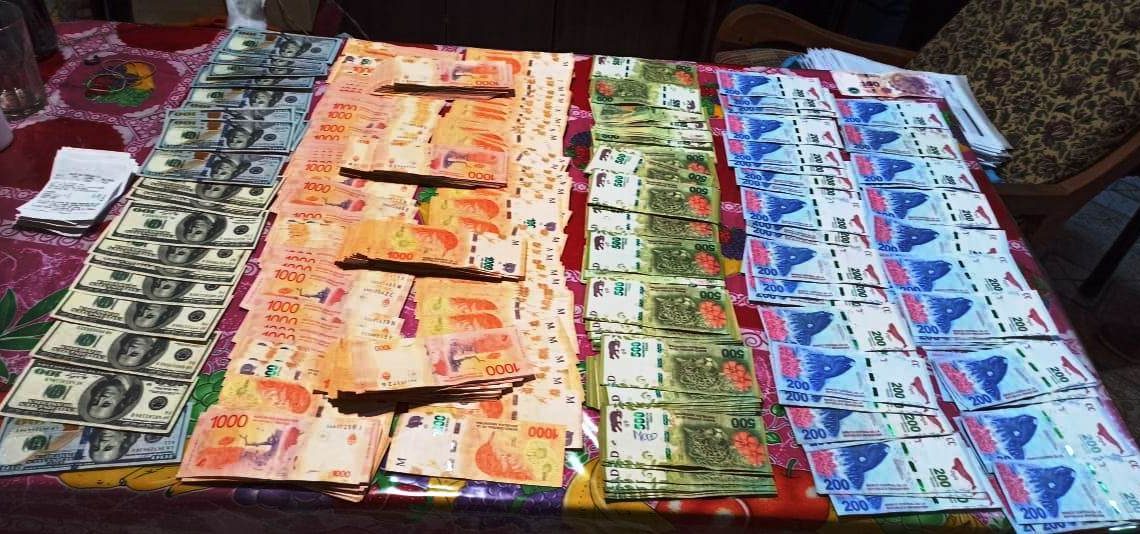 Falso gestor de pensiones nacionales estafó a muchas personas y fue detenido